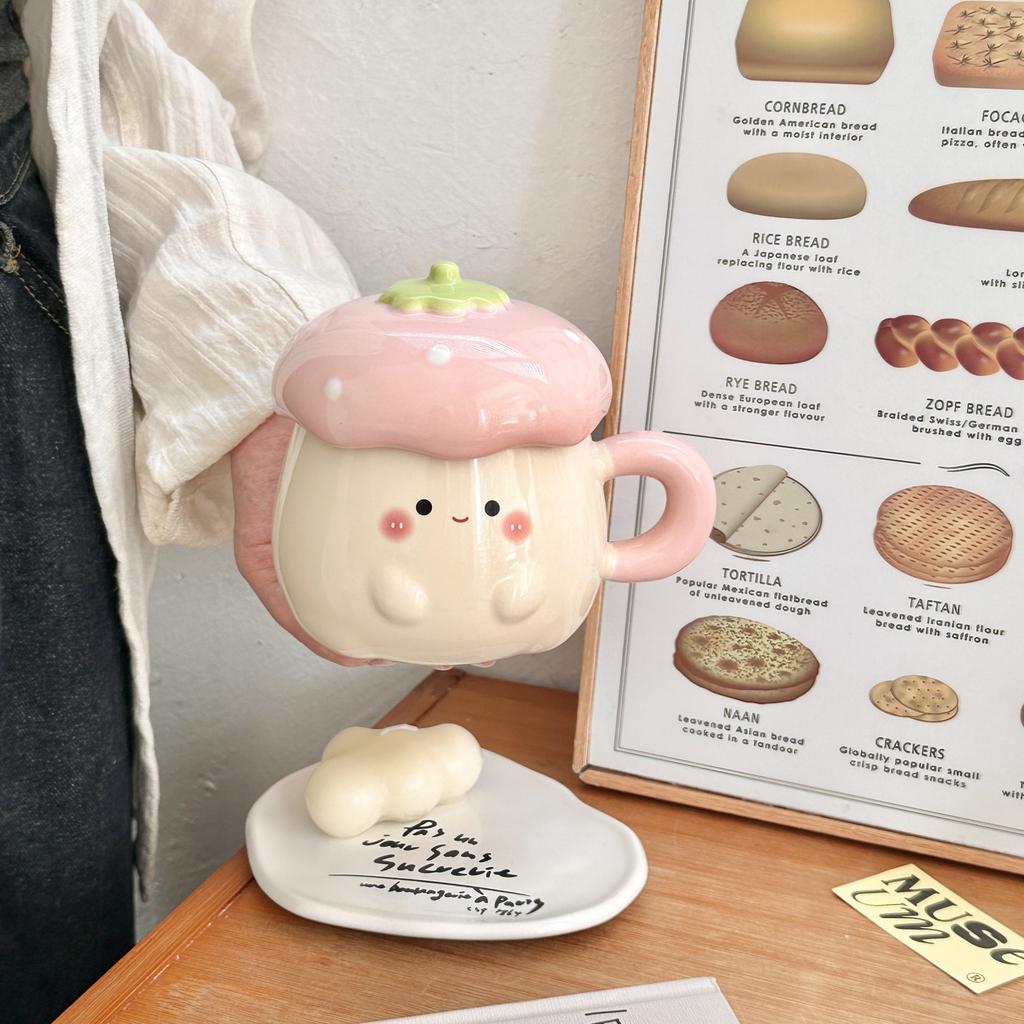 Creative Strawberry Mug Cartoon Cute Ceramic Cup High Value Ceramic Water Cup With Lid With Hand Gift