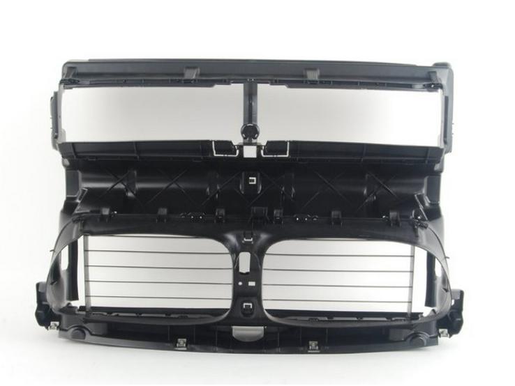 51747200781 Luftkanal för främre kylargallret för BMW 5-serie F18 F10 (Ingen motor)