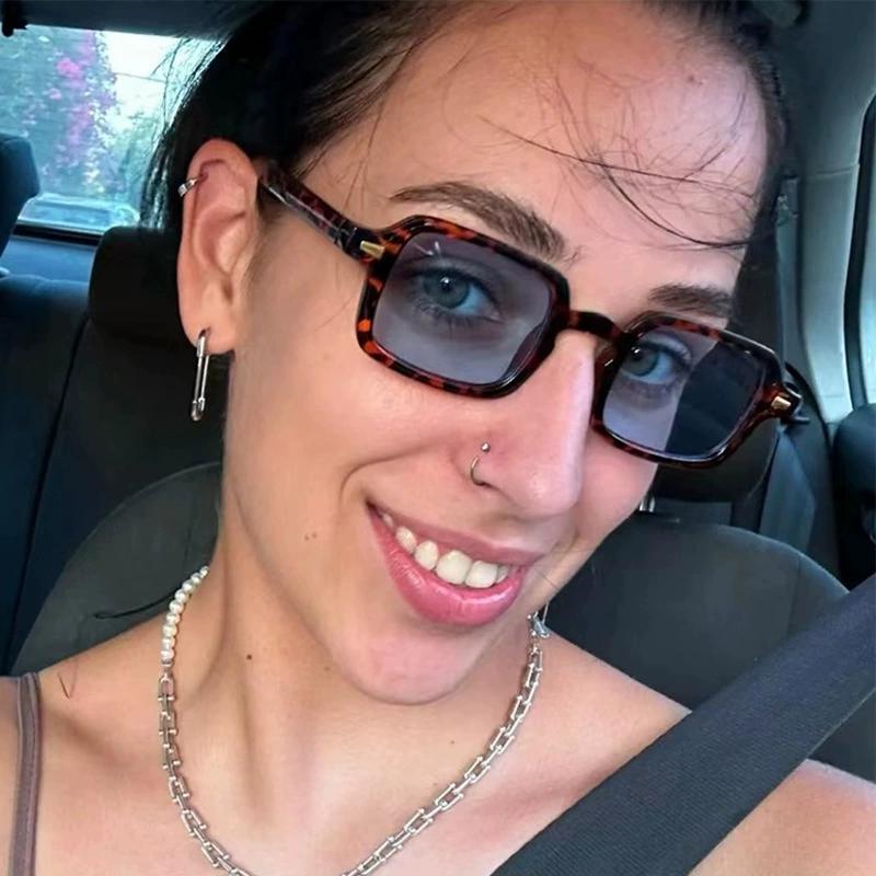 Fashion Square Sunglasses Women Anti-glare Retro Rivets Decoration Rectangle Shades UV400 Men Leopard Blue Sports Sunglasses