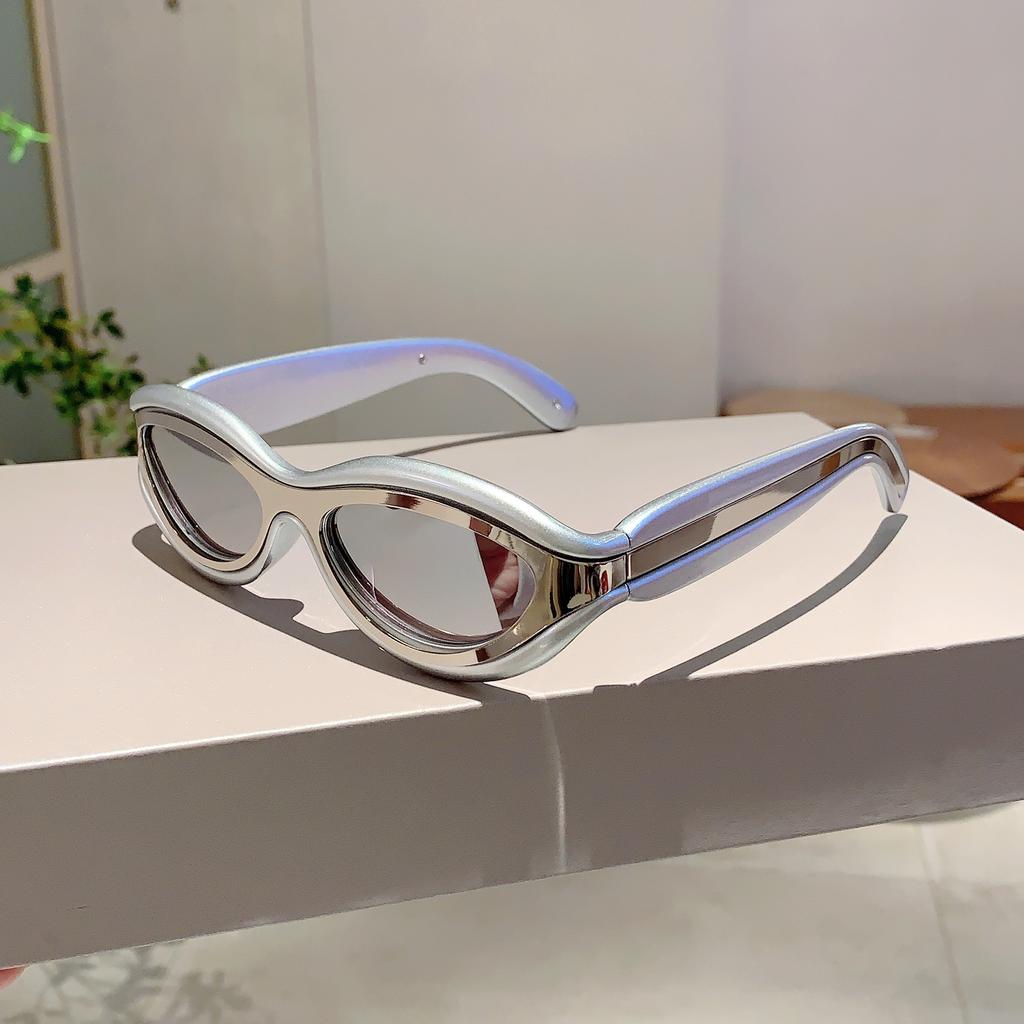 Vintage Oval Sun Glasses  Men Fashion Gradient Shades Trendy Stylish Brand Designer Women Mirror Outdoor Sunglasses