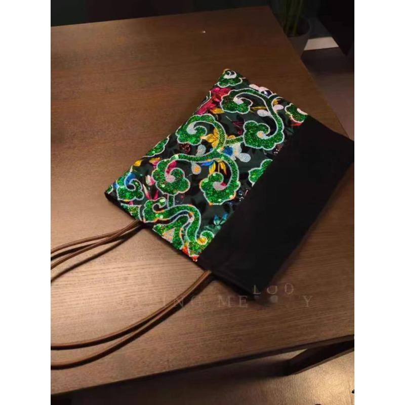 

Vintage vintage green auspicious cloud sequined velvet splicing shoulder bag tote bag Fuyuesheng original new product