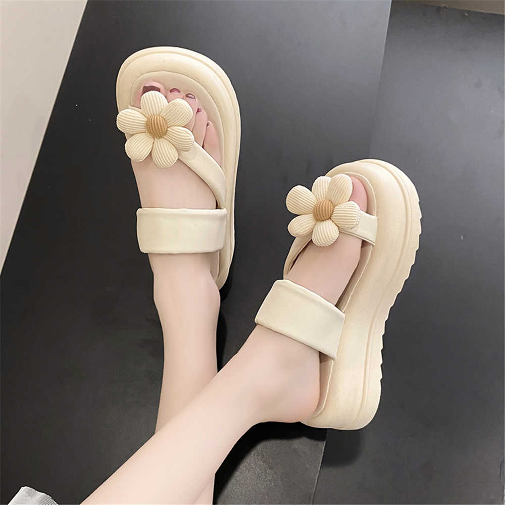 Fashion Bedrooms Lightweight Comfortable Woman Shoes Luxury Sandals Brand Woman Bedroom Slippers Sneakers Sports Luxury Brand