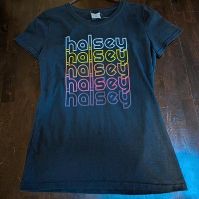 Na górę – T-shirty i koszulki