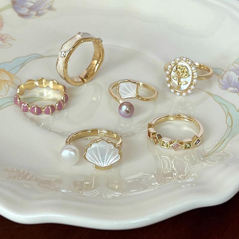 Elegant Adjustable Pearl Ring For Women Unique Design Highend Fashion Jewelry Statement