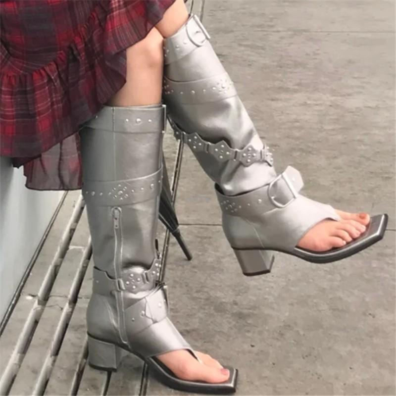 

[В наличии] Жареные Уличные Каблуки Шпильки Кожаные Брюки Ботинки Женские Межсезонные Елочкой Крутые Ботинки Клепки Высокие Модные Ботинки 40