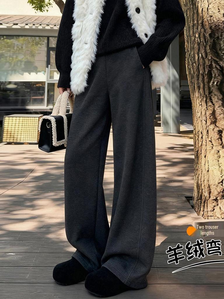 Women's Cozy Off-White Cashmere Wide-Leg Pants, Winter 2026, High-Waisted, Fleece-Lined, Casual Glutinous Rice Style.