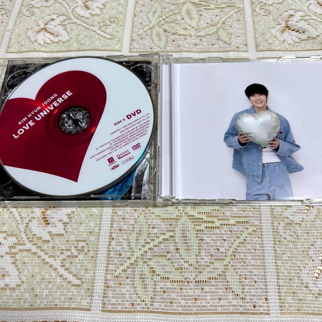 [USED] LOVE UNIVERSE (Type-A)