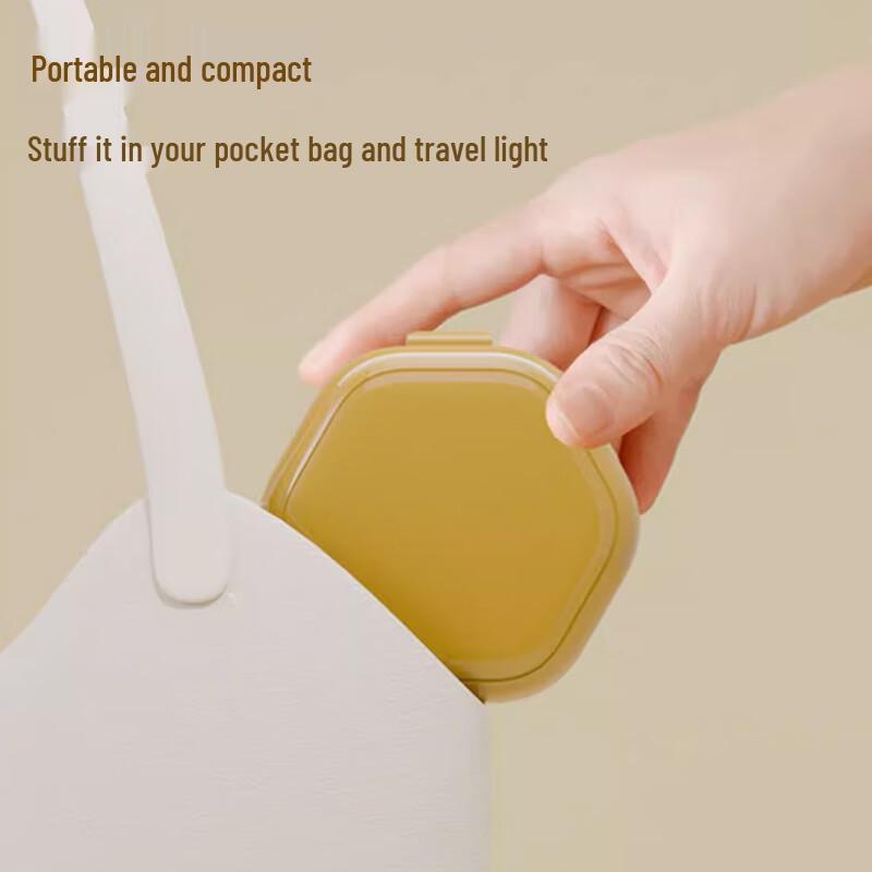 Portable Orthodontic Retainer and Denture Case