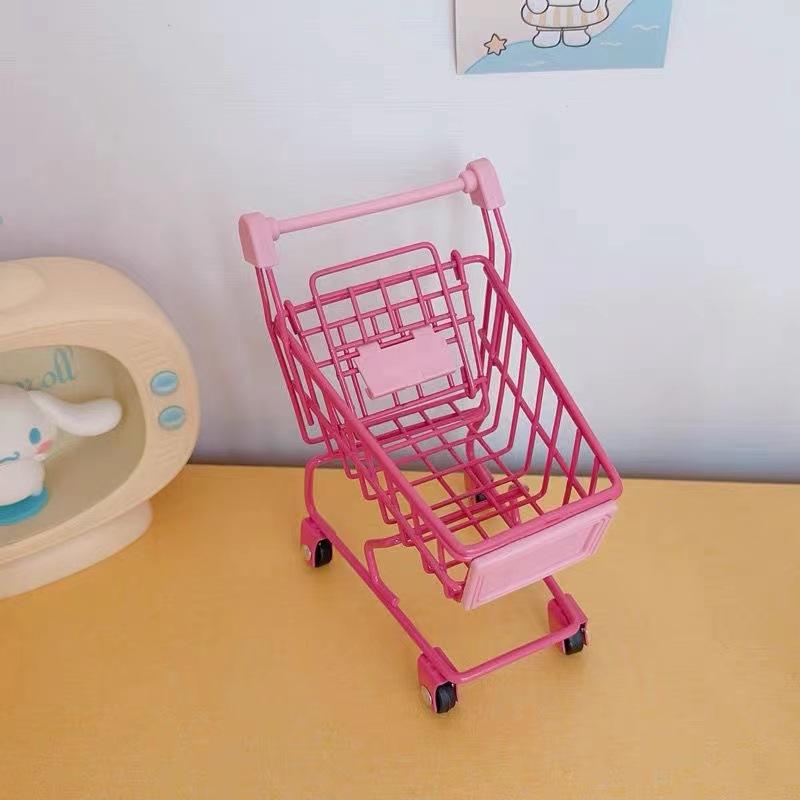 

Ins Mini Shopping Cart Toy Pink Trolley Mini Supermarket Make-up Puff Desktop Storage Ornaments Props Dollhouse Accessories