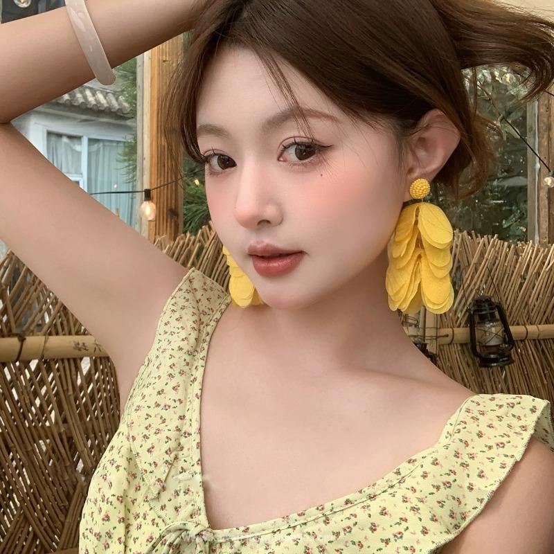 Super fairy yellow mesh earrings women's vacation style chiffon sweet stud earrings atmosphere seaside high-end color earrings
