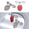 Simple Strawberry Pendant Brooch Lapel Pins Cute Dress Jackets Backpacks Badge Jewelry Fashion Clothing Pin Gifts