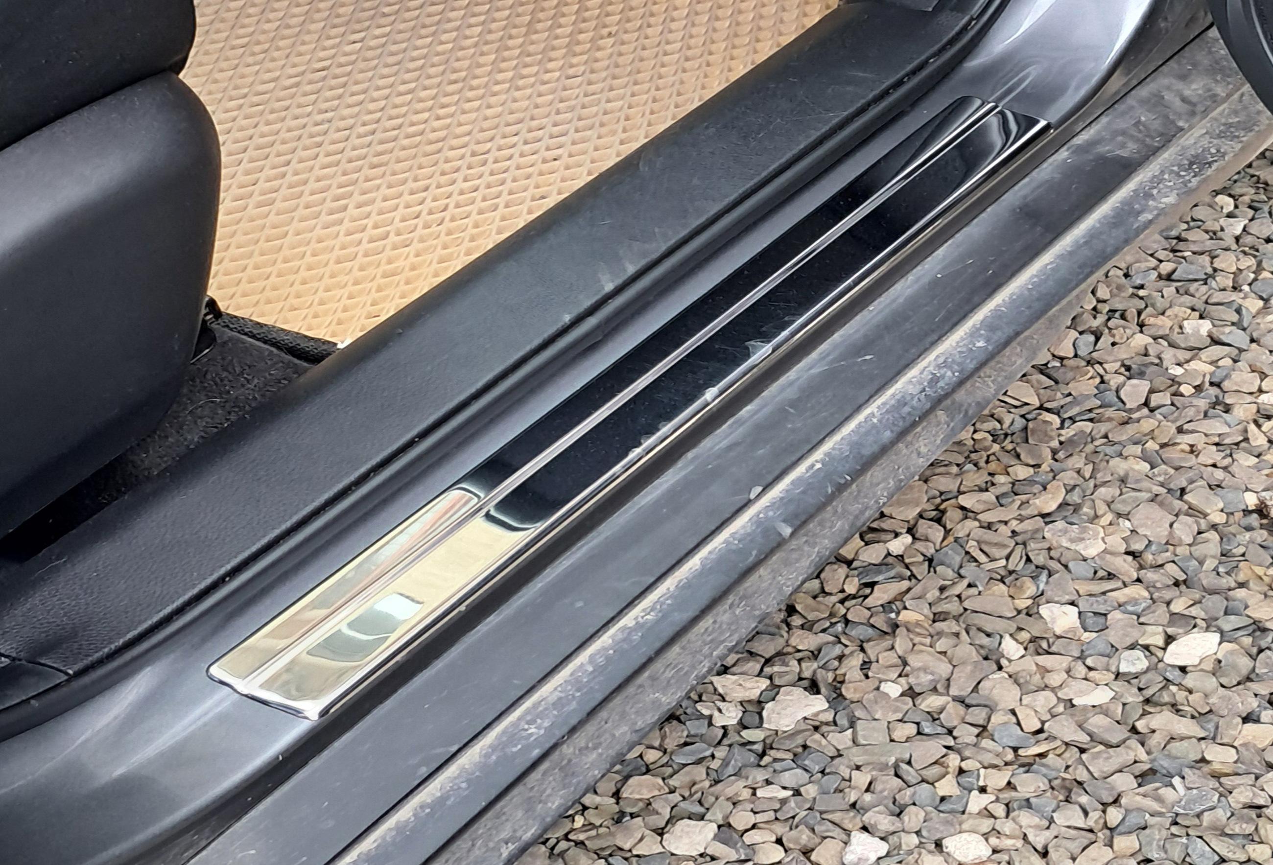 

Накладки на пороги OmsaLine (4 шт, нерж) для Nissan X-trail T32/Rogue 2014-2021 рр.