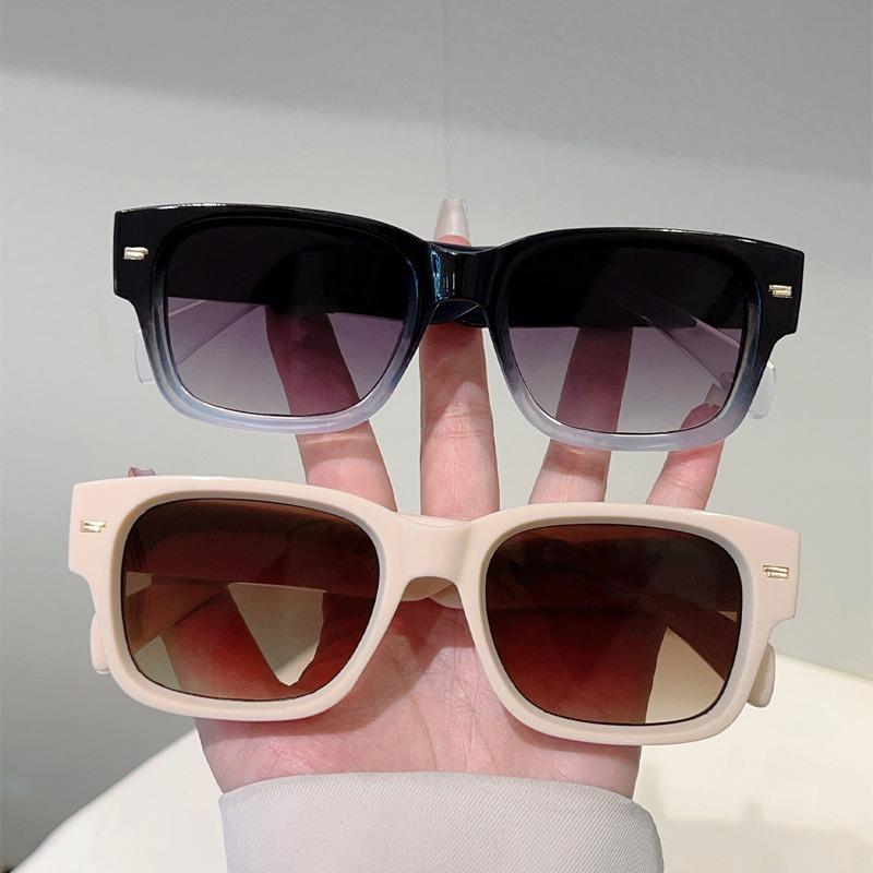 Vintage Square Sunglasses Men Women Europe And America Designer Sun Glasses Unisex Ins Fahion Popular Shades Eyewear Uv400