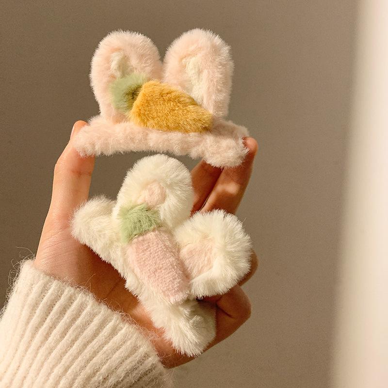 1pc Pink Furry Rabbit Ear Hair Clip, Women's Furry Hair Clip, Bangs, Side Clips, Hair Accessories, New Winter Hair Grab
