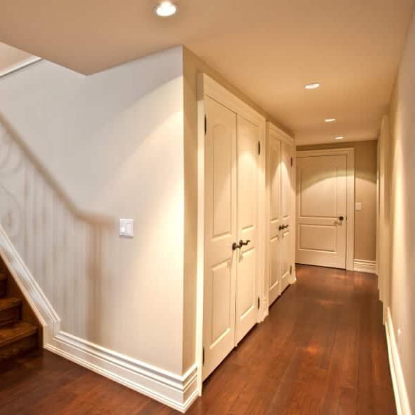 Explux LED Light Sensor Bulbs with E26 Base, 40W Equivalent, Daylight White, Detects Light In Enclosed Fixtures, and Features a Light-Off