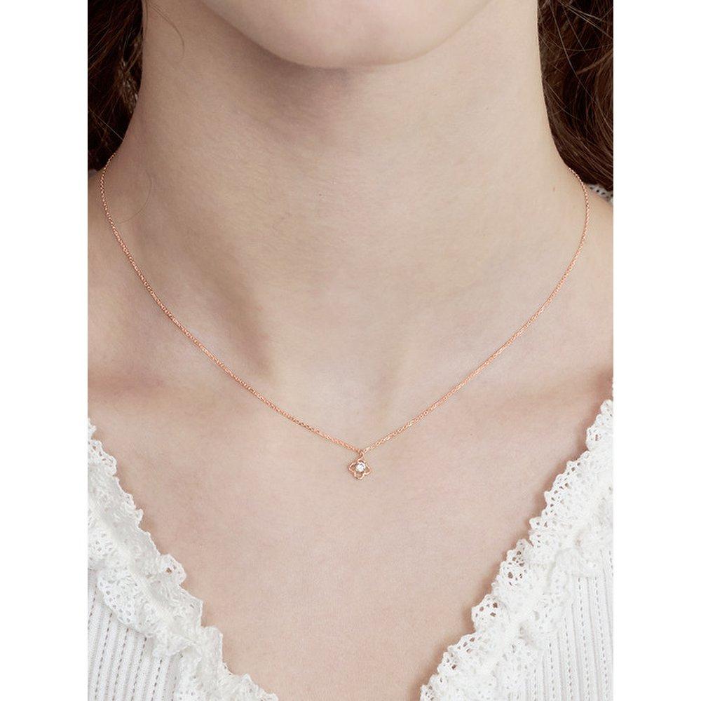 Line Flower Cubic Necklace