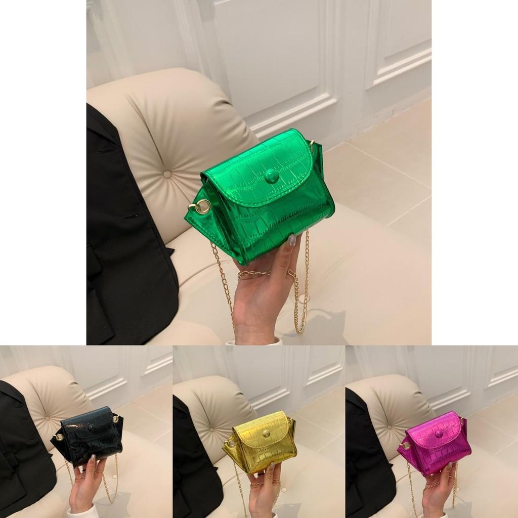 Trendy Summer Fashion Small Chain Crossbody Bag For Women In Elegant Colors