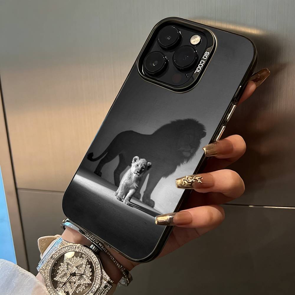 Lion- Pattern Phone Case For iPhone 17,16,15,14,13,12,11 Plus Pro Max Colored Silver Phone Case