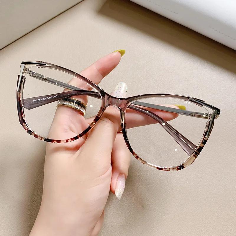 Anti Blue Light Glasses Luxury Transparent Computer Eyewear Fashion Designer Optical Frames for Women Men