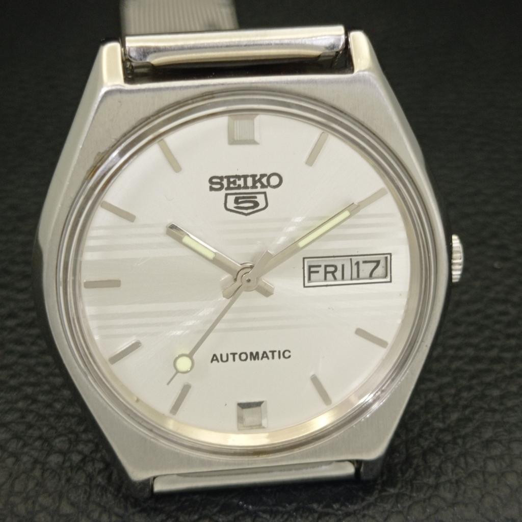 VINTAGE SEIKO 5 AUTOMATIC 6349A JAPAN MENS SILVER COLOR DIAL WATCH A701431-5 R206b-a701431