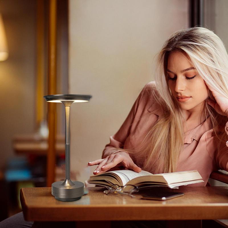 

Portable LED Desk Lamp Desktop Night Lamp Touch Sensor 2000mAH Rechargeable Battery Operated LED Table Lamp For Bedside Tables серебряный