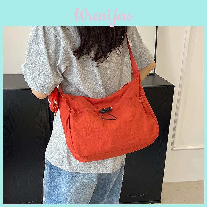 Simple Solid Color Drawstring Design Women Shoulder Bags With Letter Print Coin Purse For Daily Urban Use