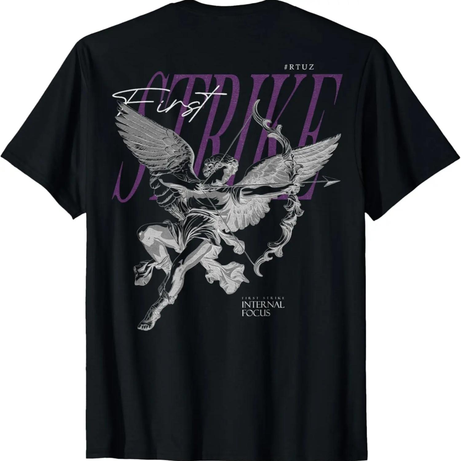 Red Panda Eating Ramen T-Shirt S