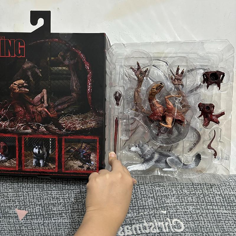 NECA Prey Ultimate Feral Predator 7inch Scale Action Figure The Thing Deluxe Ultimate Dog Creature Figure Collectible Model Toys