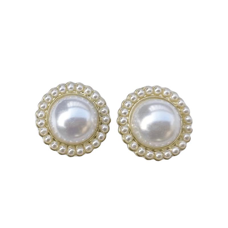 

Ретро Гонконгские серьги-пусеты из серебра 925 пробы с жемчугом - Стиль Хепберн, Высококлассные, Трендовые, Дизайн в виде круга