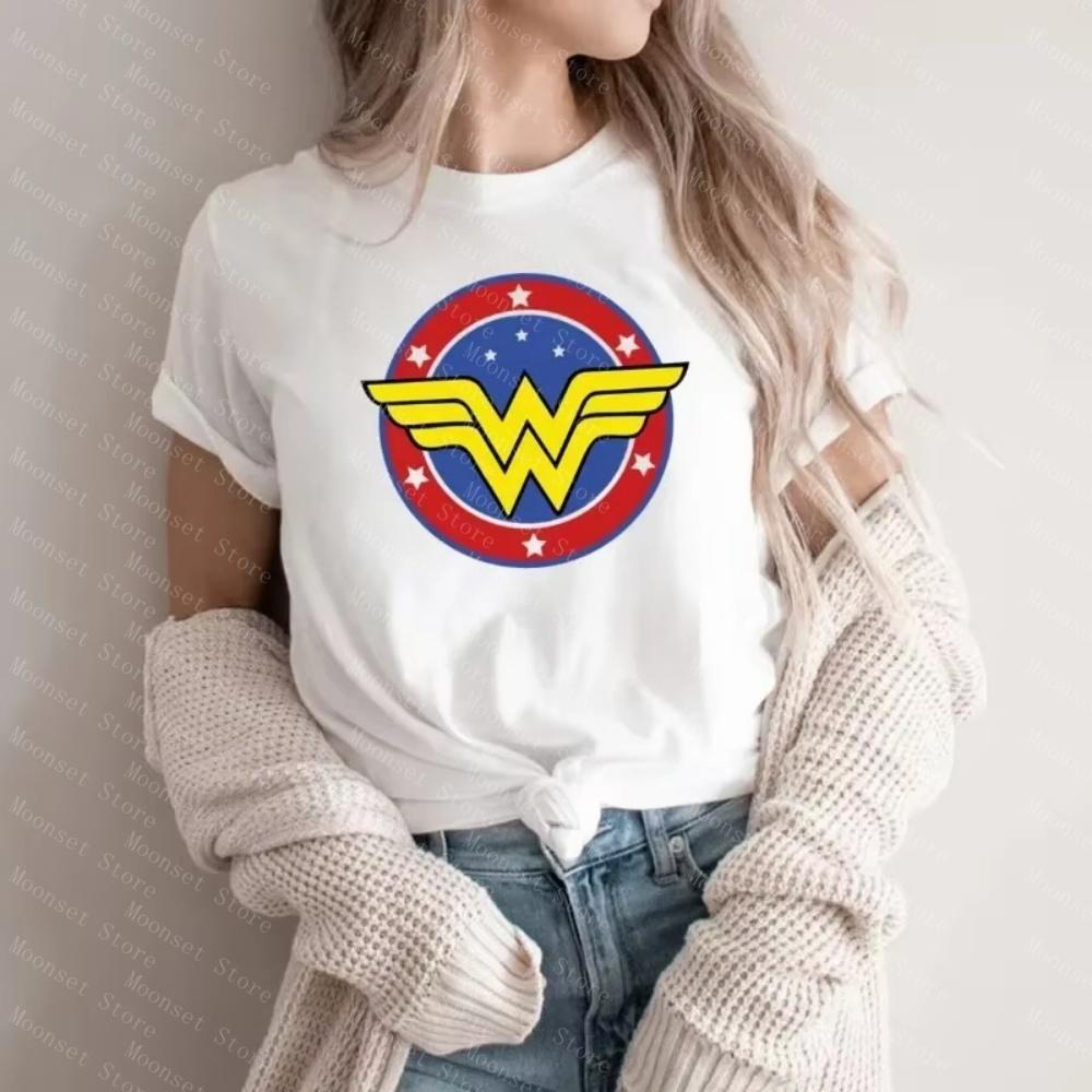 2026 Wonder TShirt Feminist Girl Power TShirt Superhero Mom TShirt Wonder Mom Womens Pattern Unisexs Shirts Women tshirts S