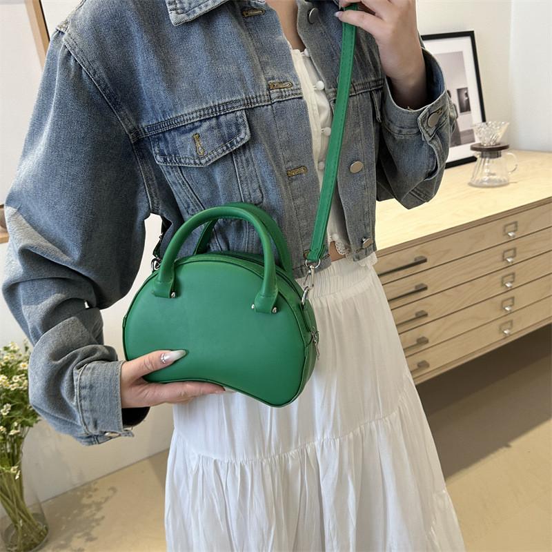 Chic Apple-shaped Handbag For Women 2024 Summer Trendy Small Pu Crossbody Bag