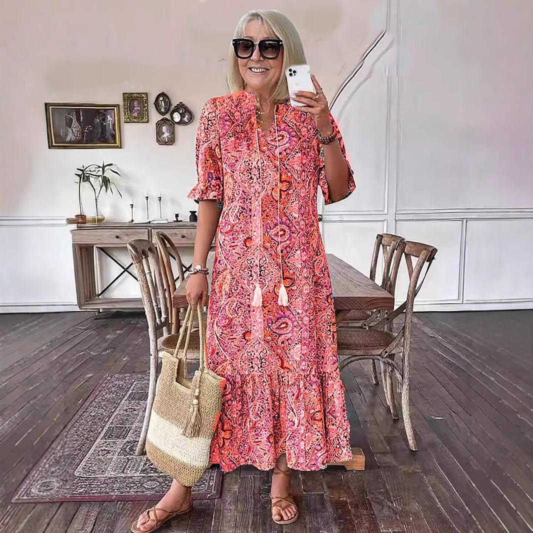 

Elegant V-Neck Floral Maxi Dress with Bell Sleeves and Fringe Detail for Women 3XL червоний