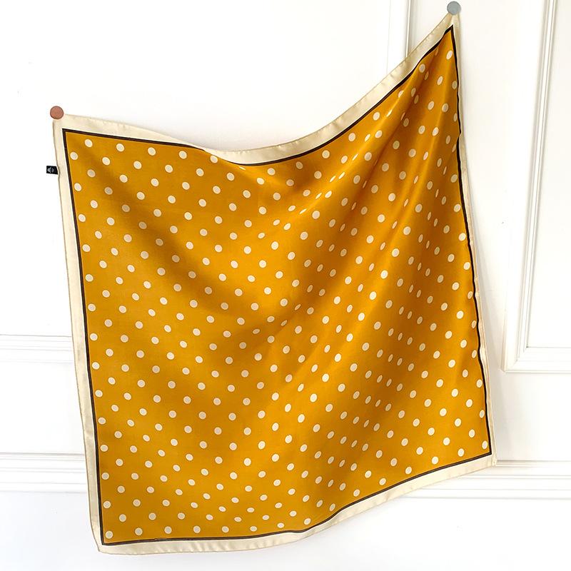 27.56in Bohemian Style Polka Dot Square Scarf For Women Spring/Summer Sun Protection Neckerchief Elegant Bandana For Decoration
