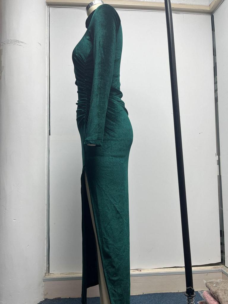 2023 European & American Style High Neck Velvet Long Dress with Slim Fit, Ruched Detailing & Slit - Autumn/Winter Women’s Fashion