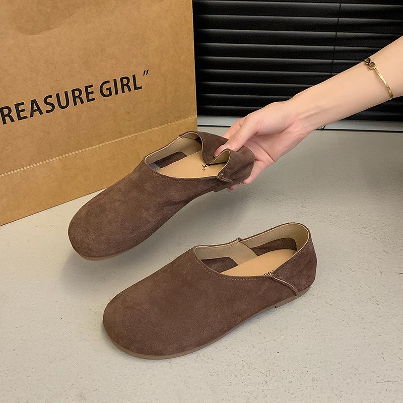 Japanese ugly cute soft-soled shoes retro grandma shoes women's 2024 new flat-soled shallow mouth soft-faced bobo shoes single shoes