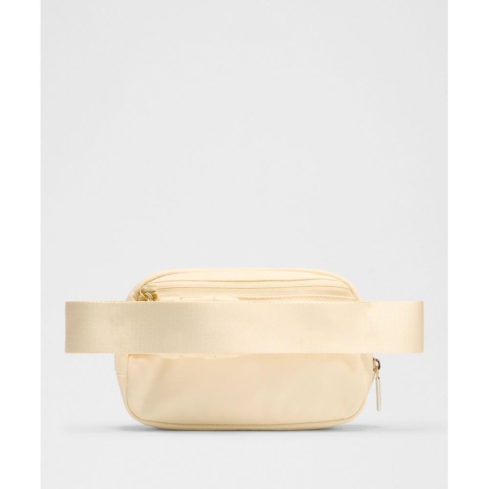 Lululemon Everywhere Belt Bag 1l Butter Cream