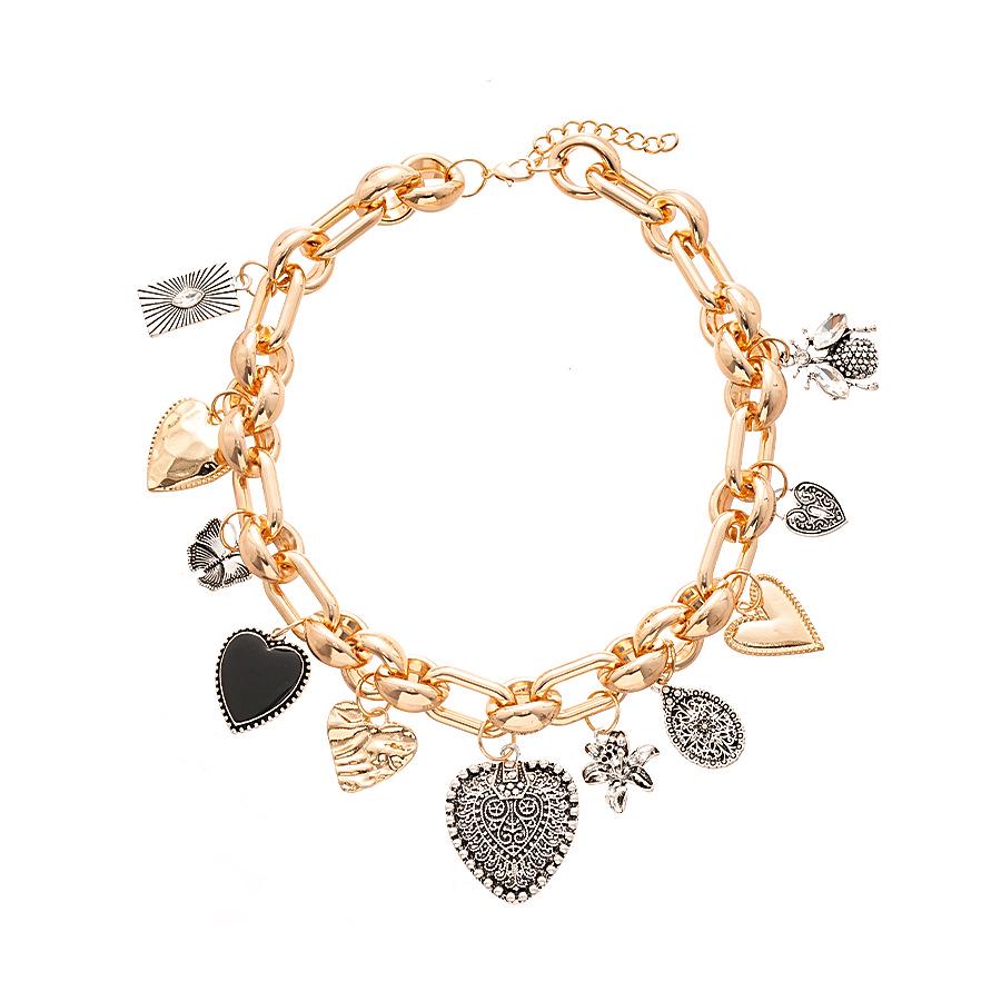 Retro Metal Heart Conch Necklace: Luxurious, Unique, and Exaggerated Clavicle Chain