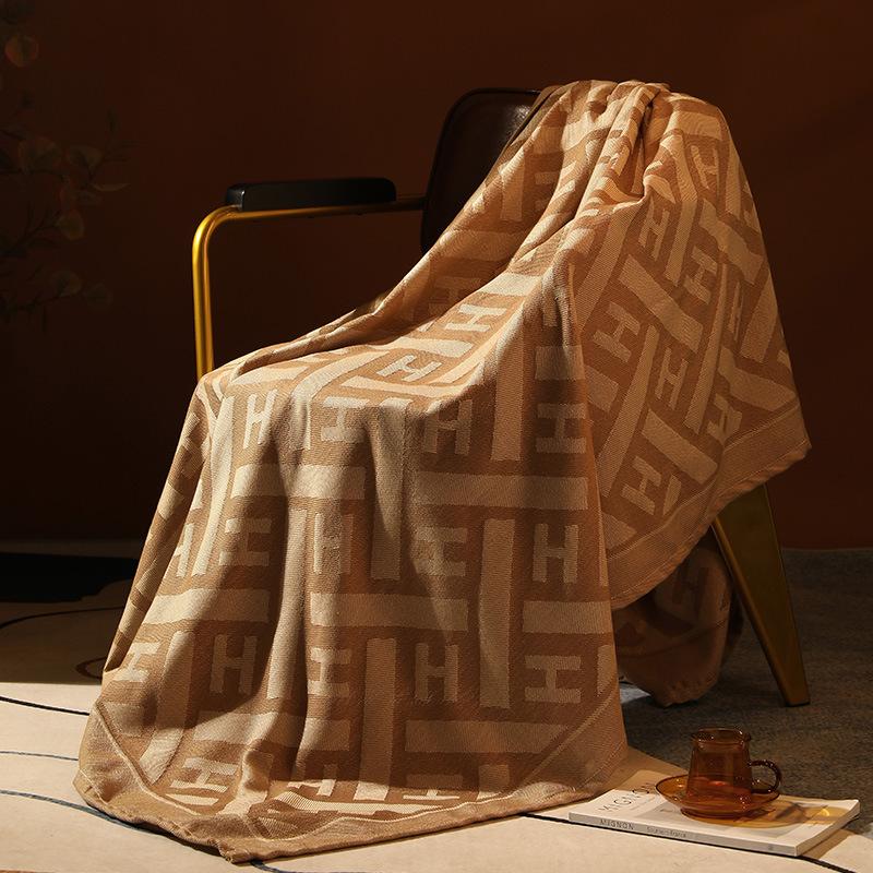 Geometric Jacquard Knitted Blanket Bed Sofa Decorat Outdoor Camping Blanket Plaid Bedspread Tapestry First Class Aviation Blanket Air Condition Quilt