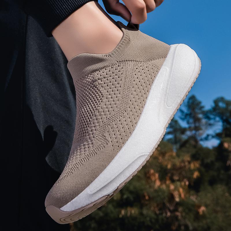 Women's Black Sport Shoes Men Casual Lightweight Slip On Walking Socks Shoes Couple Jogging Sneakers Plus Size