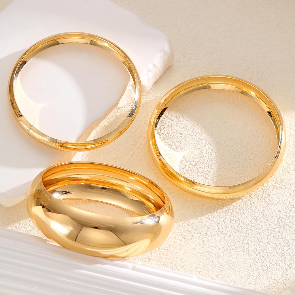 3 Stuks Vintage Dikke Brede Armbanden Set voor Vrouwen Punk Eenvoudig Gouden Kleur Geometrische Manchet Armbanden Trendy Feest Hip Hop Sieraden Nieuw
