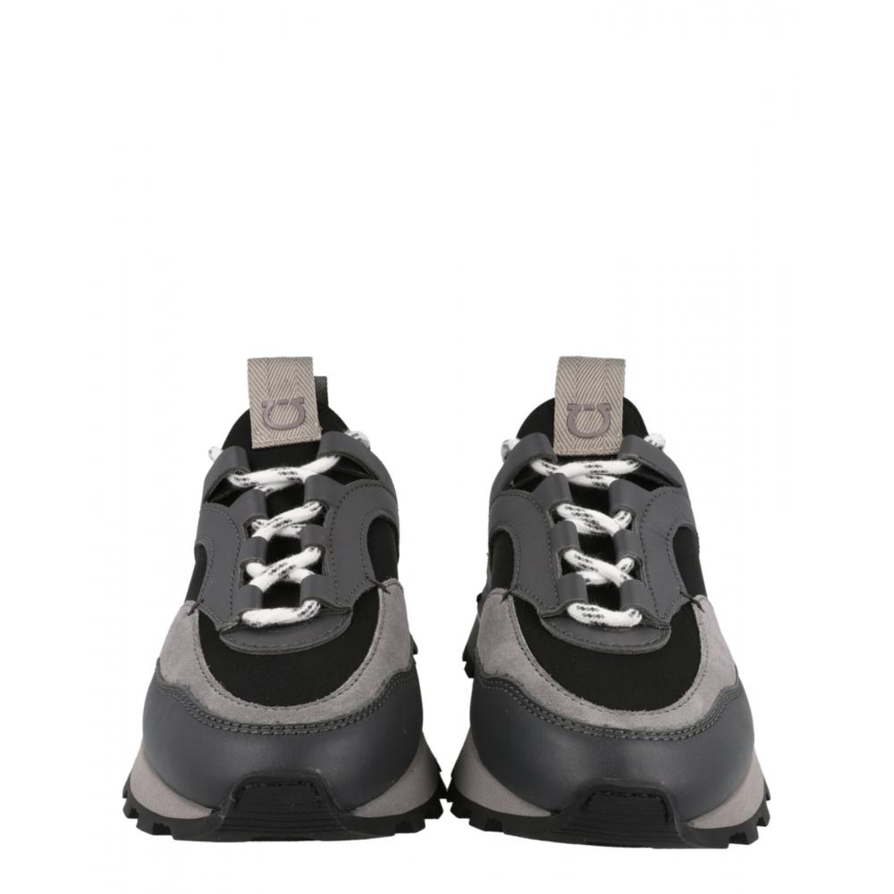 Salvatore Ferragamo Indy Low Top Sneakers Black