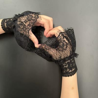 Accessoarer – Handskar & Vantar
