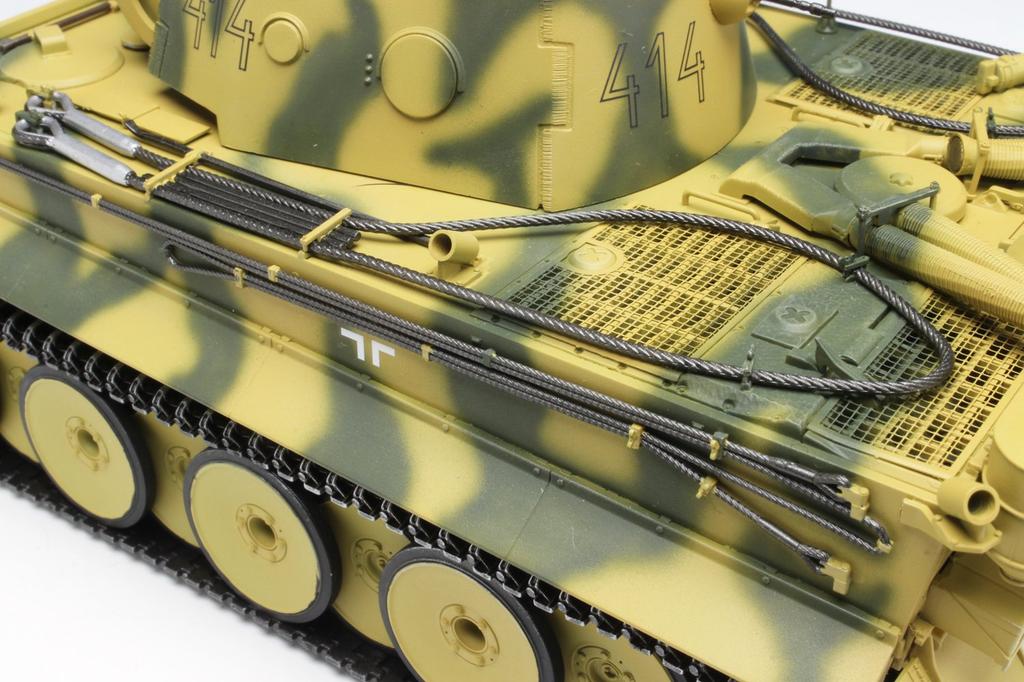 Dragon 1/35 WWII German Tiger I H2 Plastic Model Kit CH6683