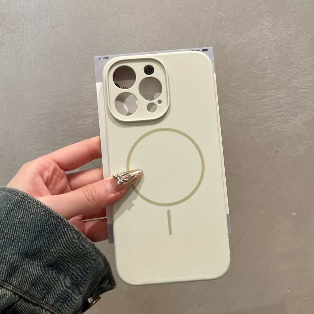 Applicable To IPhone16promax Liquid Silicone Thin Circle Magnetic Suction Apple 15 Semen Hole Full Skin Feeling Mobile Phone Case 14