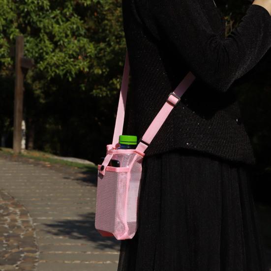 Držák na láhev s vodou s nastavitelným ramenním popruhem Přenosný nosič láhve ze síťoviny Outdoor Camping Cyklistika Crossbody Pouzdro na láhev na vodu