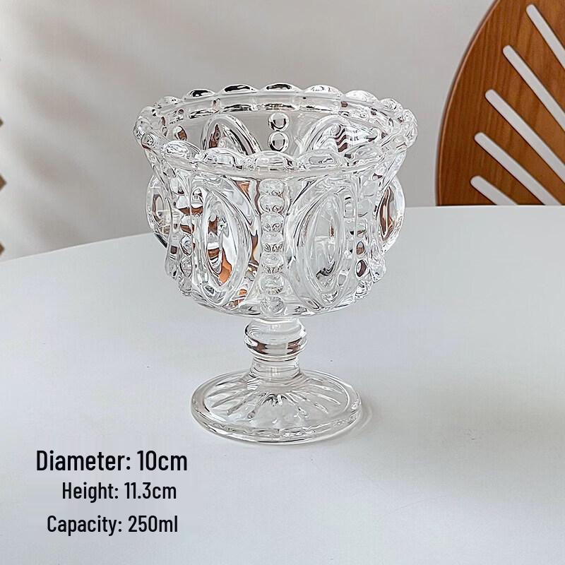 ZISIZ French Romantic Retro Embossed Champagne Glass