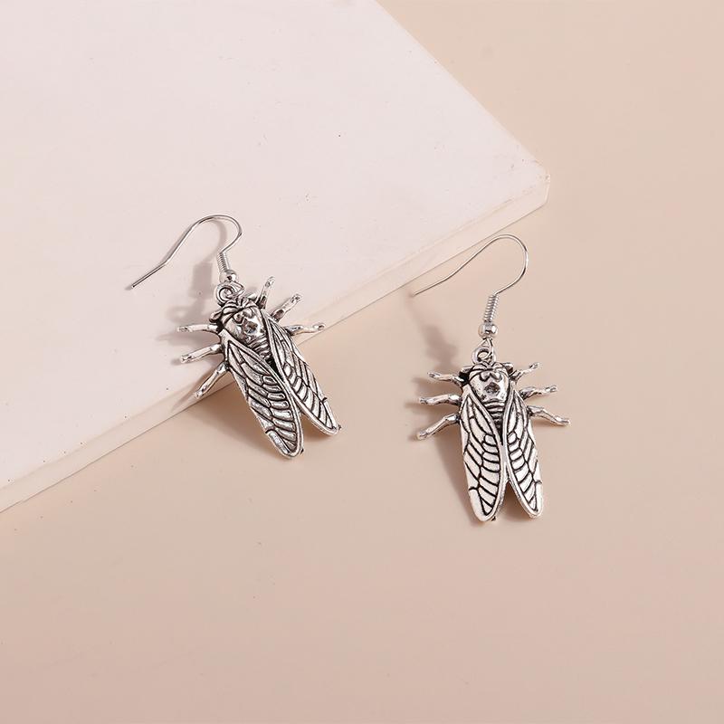 New Design Cicada Drop Earrings for Women Ethnic Alloy Insect Pendants Dangle Earrings Girls Cute Party Jewelry Gifts
