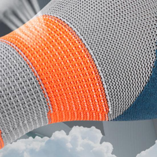 Breathable Latex Coated Gardening Gloves with Textured Grip - Waterproof and Puncture-Resistant