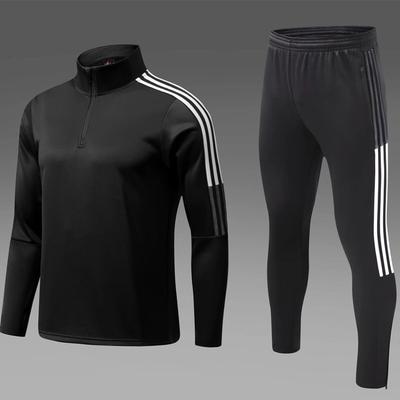 Haine pentru bărbați și accesorii – Treninguri