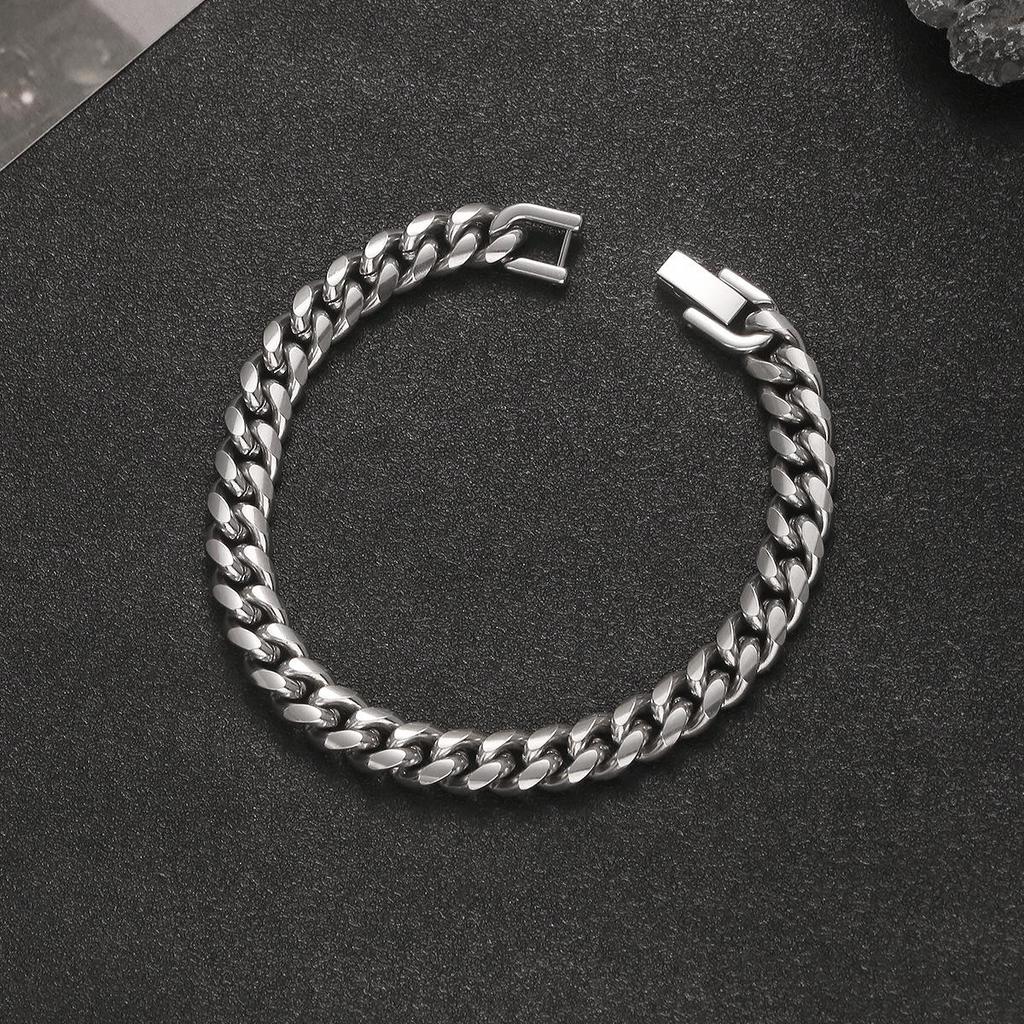 Cuban Light Luxury Titanium Steel Bracelet: Unisex, Niche Design, Trendy Couple and Student Style